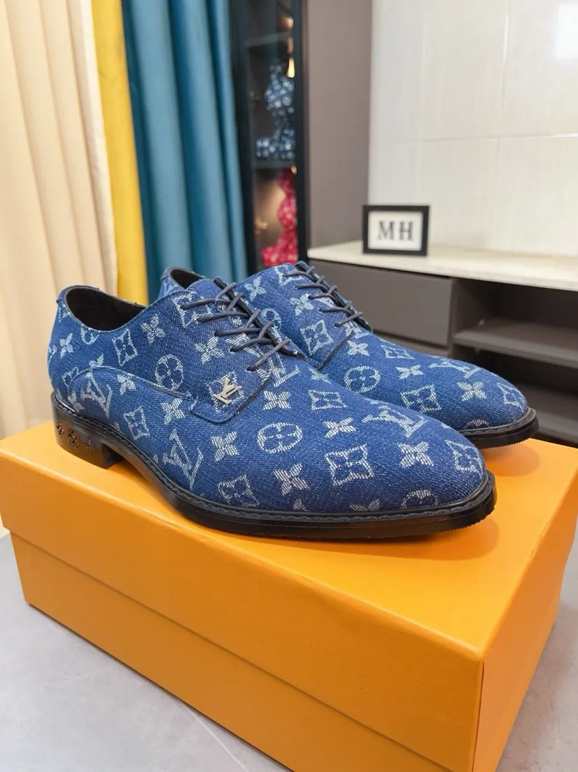 Ex-factory price 720🌹🌹High version [LV] Louis Vuitton's popular casual leather shoes🎖Fashionable and elegant🎖🎖Material: Original imported open-edge beaded cowhide, washed cowhide leather lining, original open-molded rubber outsole, high-end and classy, ​​elegant quality, instantly transforming into a handsome man ❤❤Standard\nNumber: 38-44